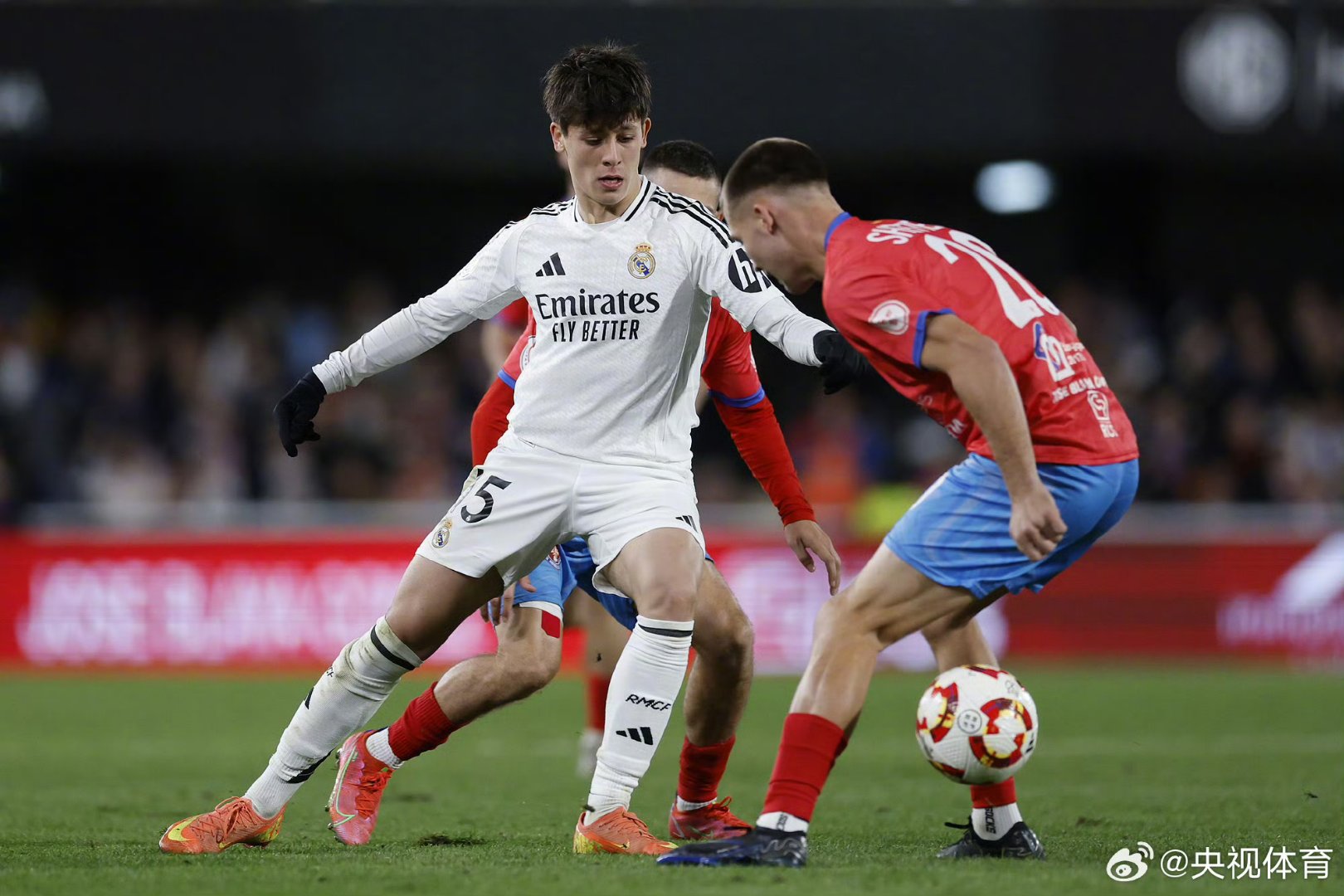 开元棋牌官网-刚刚！罗马豪取连胜备战NBA常规赛转会期尼斯调整名单以备荷甲，萨拉赫在德国队比赛中晋级(拉莫斯直接干倒萨拉赫)